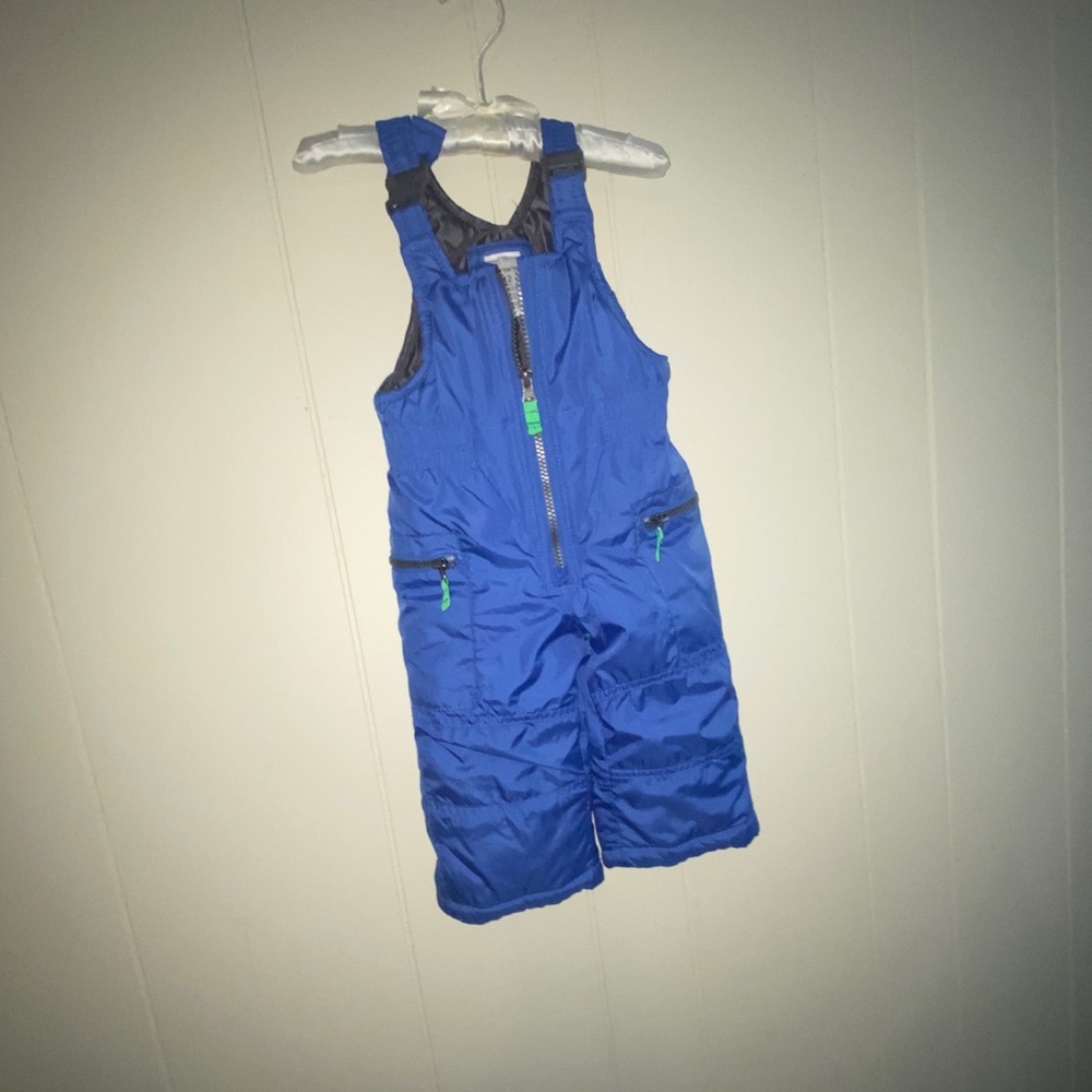 Carters boys snow suit size 12 months EUC